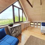 Siedlisko Ptasie Trele 2 別荘 *